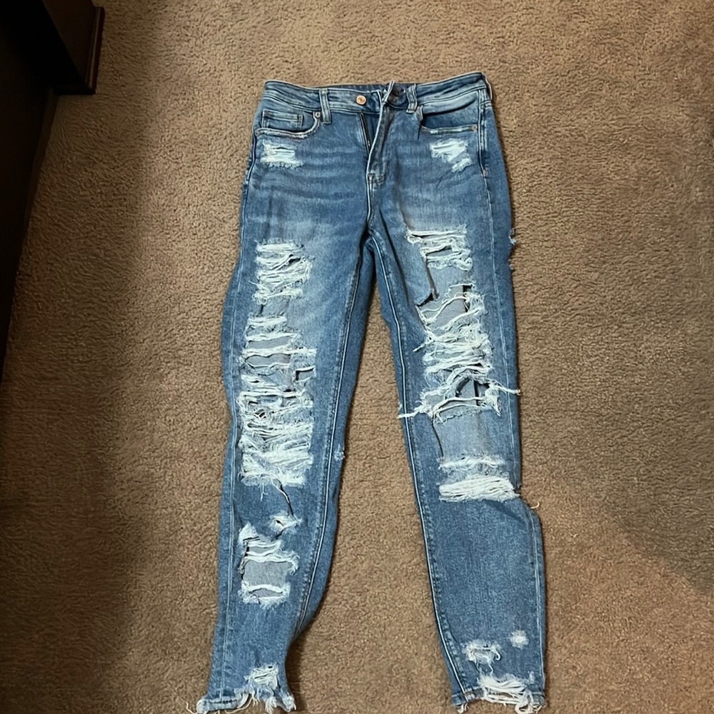 American eagle size 4 mom jeans